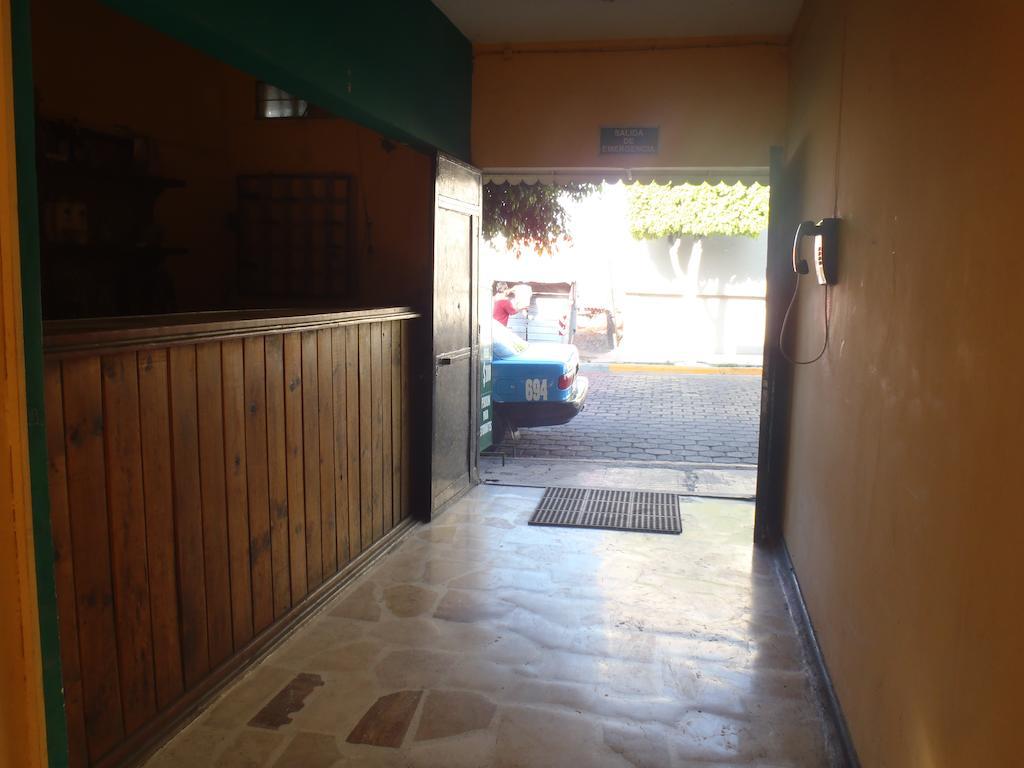 Hotel Casa De Huespedes Hidalgo Tehuacan Exterior photo